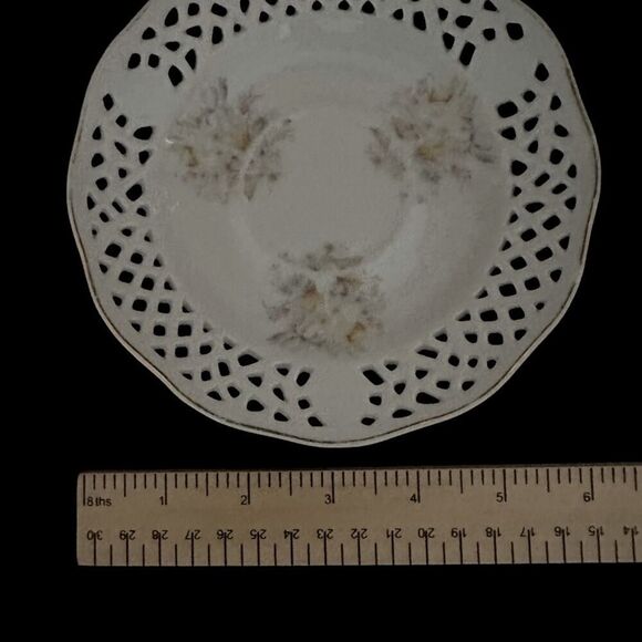 Vintage Liette International saucer w yellow floral details - Picture 4 of 5